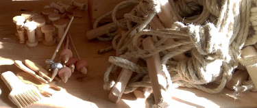 Spindles, bobbins and ropes